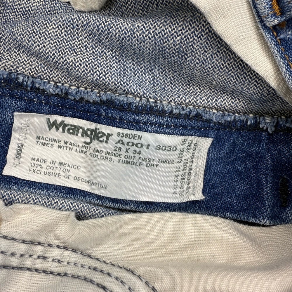 Classic Blue Denim Wranglers - Picture 3 of 10
